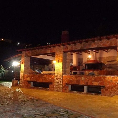 Klio Guesthouse Portaria  Bagian luar foto