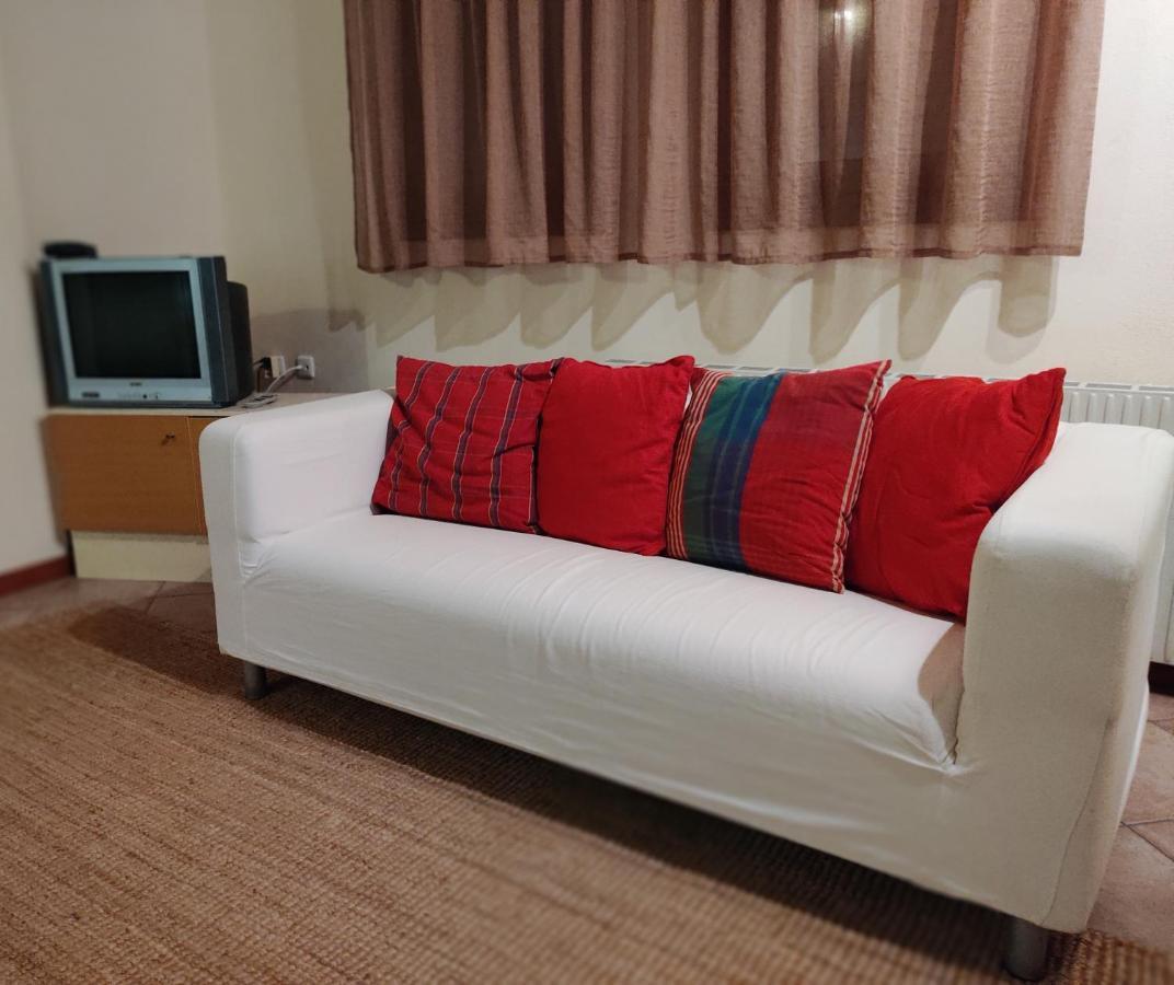 Klio Guesthouse Portaria  Bagian luar foto