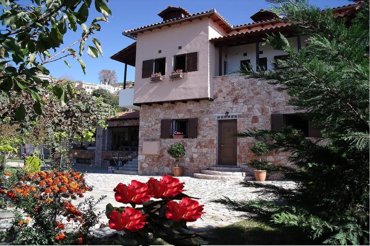 Klio Guesthouse Portaria  Bagian luar foto