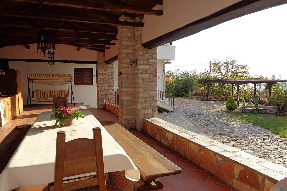 Klio Guesthouse Portaria  Bagian luar foto