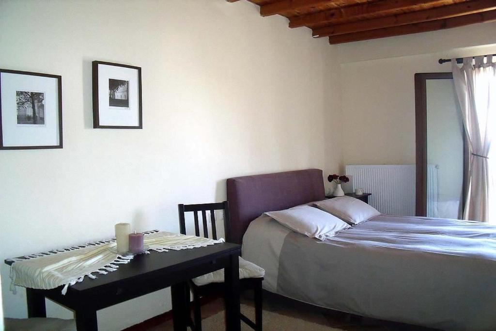 Klio Guesthouse Portaria  Bagian luar foto